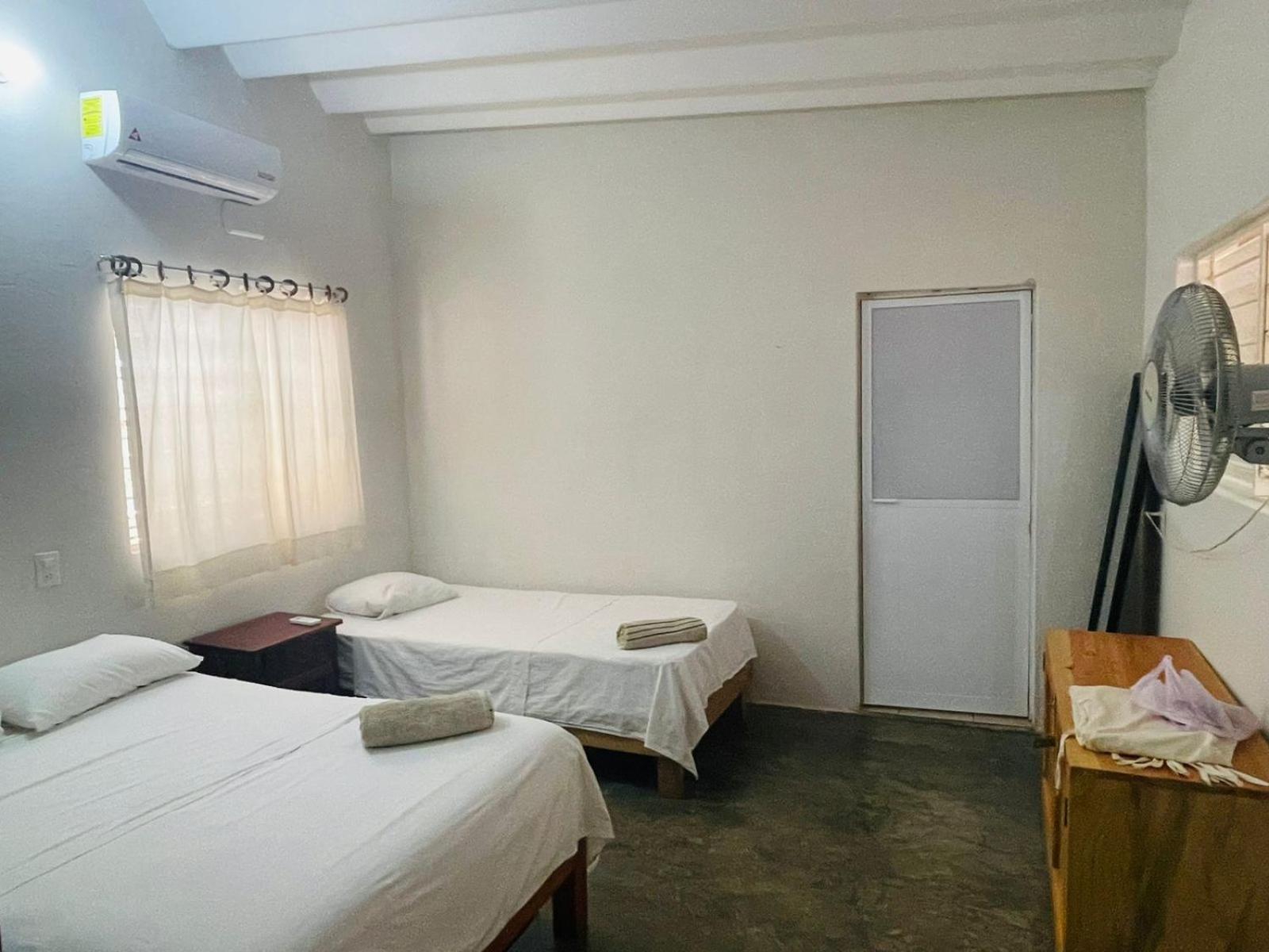 Casa Sixta A 7Min Del Aeropuerto Internacional Pmx Y 2 Cuadras Terminal Autob Ado Hotel Puerto Escondido  Exterior foto